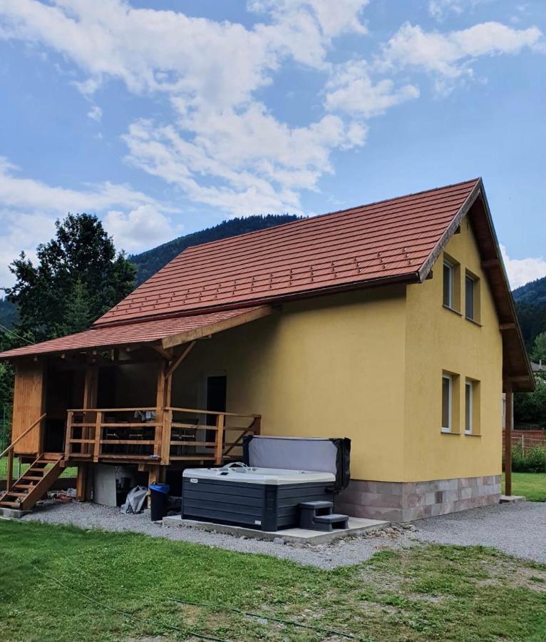 Strada Tiszas Vacation House BaileTusnad Exteriör bild